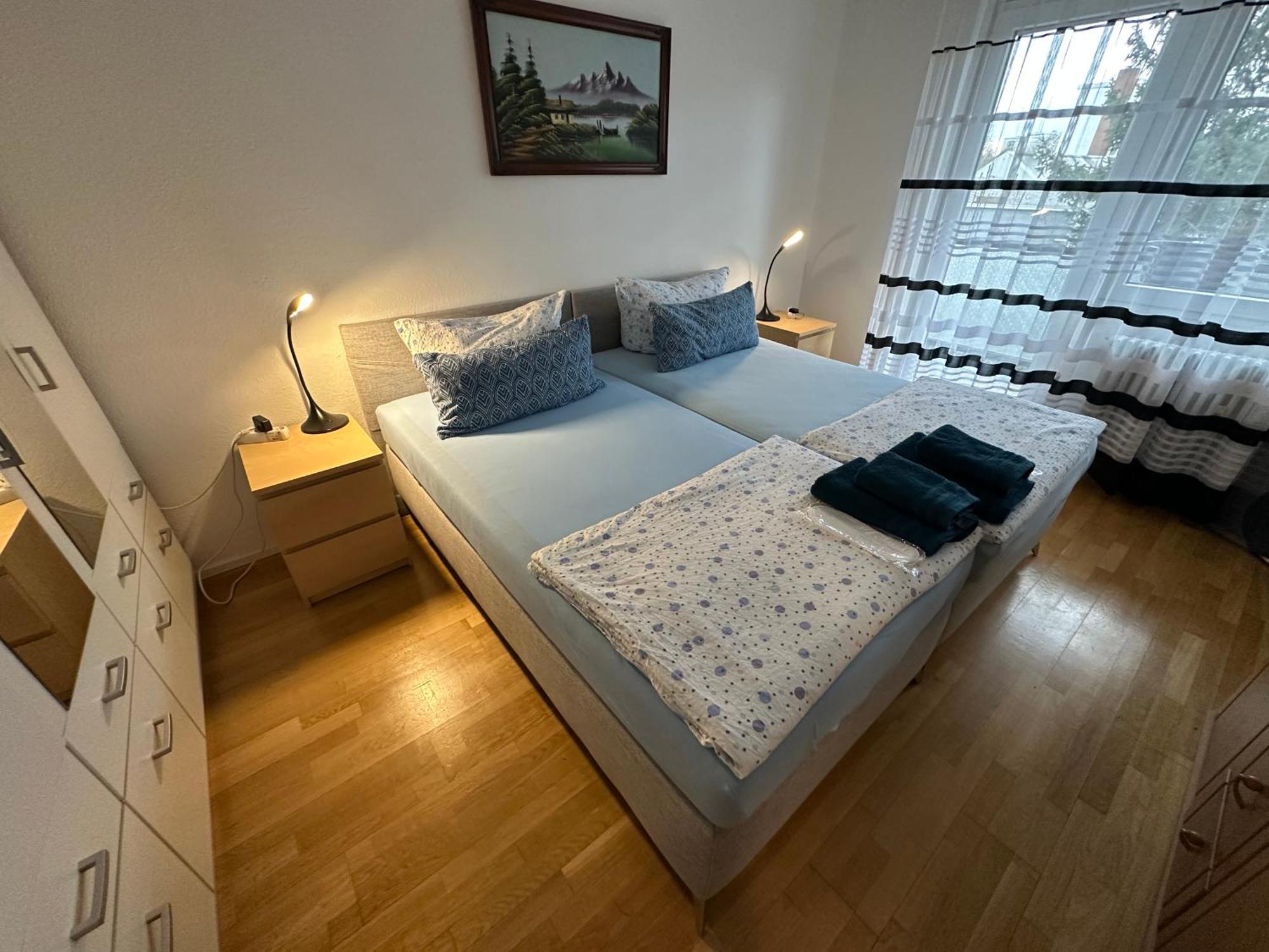 Ferienunterkunft - Am Stadtgarten Saarlouis Ngoại thất bức ảnh